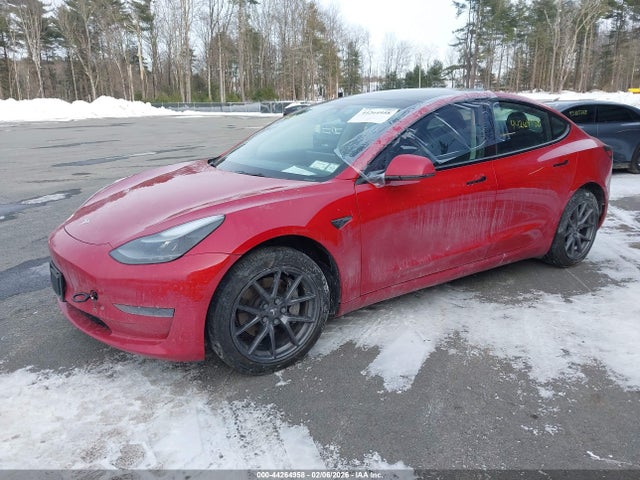 2022 Tesla Model 3 Rear-wheel Drive მანქანა იყიდება აუქციონზე, vin: 5YJ3E1EA0NF196780, აუქციონის ნომერი: 44264958