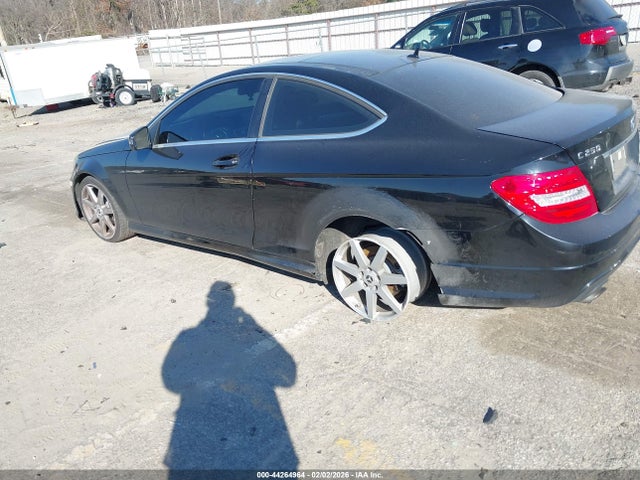 44264964 :رقم المزاد ، WDDGJ4HB4DG038195 vin ، 2013 Mercedes-benz C 250 مزاد بيع