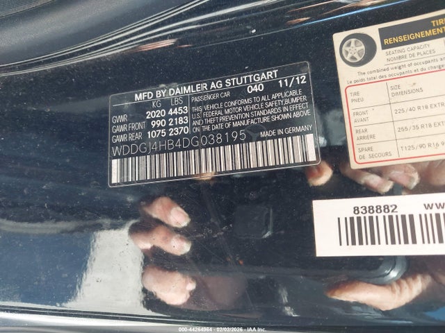 44264964 :رقم المزاد ، WDDGJ4HB4DG038195 vin ، 2013 Mercedes-benz C 250 مزاد بيع