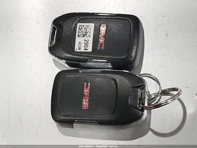 3GTP9EEL1NG105556 GMC Sierra 1500 Limited At4