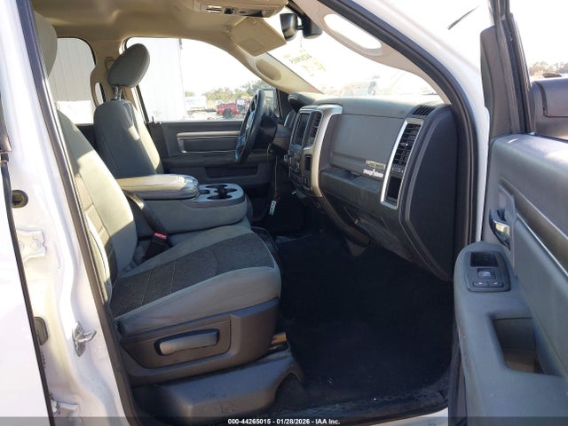 Продажа на аукционе авто 2019 Ram 1500 Classic Big Horn  4x2 6'4 Box, vin: 1C6RR6TT1KS572490, номер лота: 44265015