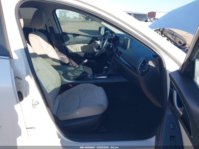 Продажа на аукционе авто 2015 Mazda Mazda3 I Touring, vin: 3MZBM1V7XFM232889, номер лота: 44265042