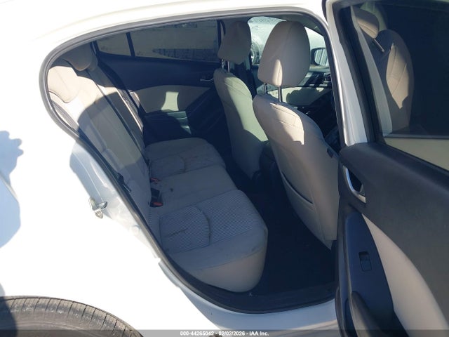 Продажа на аукционе авто 2015 Mazda Mazda3 I Touring, vin: 3MZBM1V7XFM232889, номер лота: 44265042