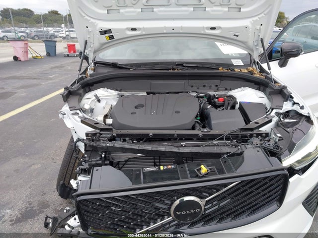 YV4M12RC0T1367614 Volvo Xc60 B5 Plus