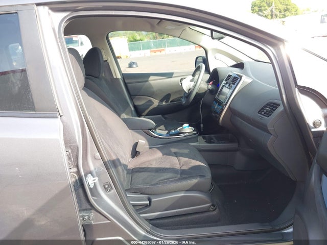 2017 NISSAN LEAF 1N4BZ0CP2HC301621 Photo 4