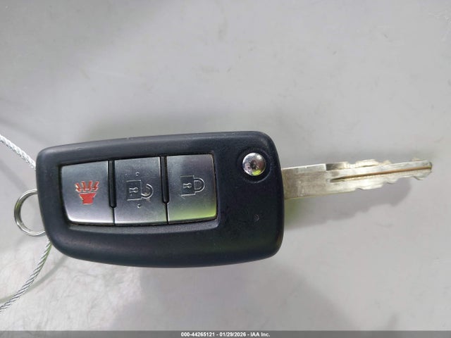 JN1BJ1CPXKW230457 Nissan Rogue Sport S