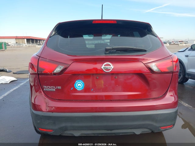 JN1BJ1CPXKW230457 Nissan Rogue Sport S