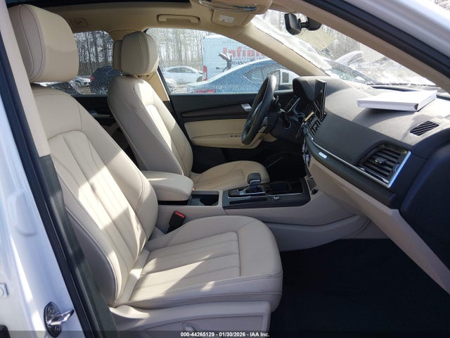 2024 AUDI Q5 WA1ABAFY4R2025299 Photo 4