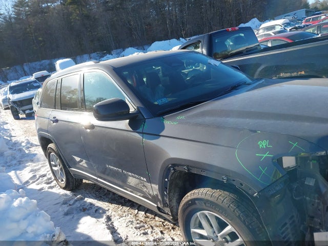 2025 Jeep Grand Cherokee Laredo X 4x4 მანქანა იყიდება აუქციონზე, vin: 1C4RJHAG0SC309600, აუქციონის ნომერი: 44265156