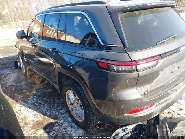 2025 Jeep Grand Cherokee Laredo X 4x4 მანქანა იყიდება აუქციონზე, vin: 1C4RJHAG0SC309600, აუქციონის ნომერი: 44265156