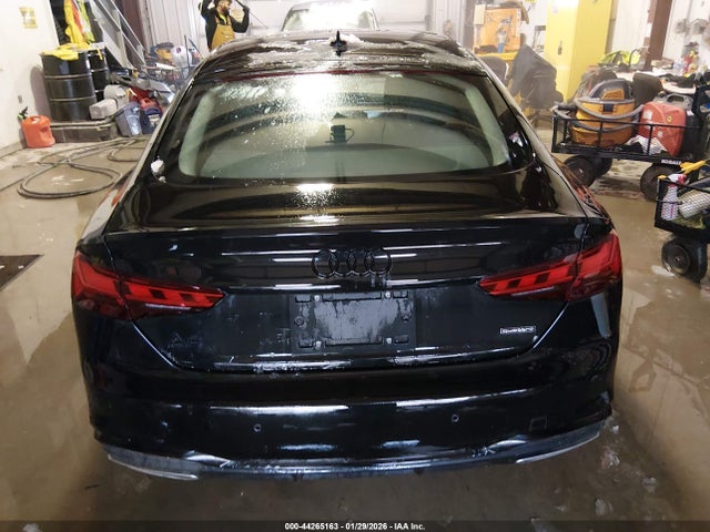 Продажа на аукционе авто 2024 Audi A5 Sportback Premium 45 Tfsi S Line Quattro S Tronic, vin: WAUDACF50RA100512, номер лота: 44265163