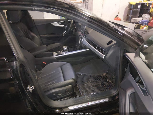Продажа на аукционе авто 2024 Audi A5 Sportback Premium 45 Tfsi S Line Quattro S Tronic, vin: WAUDACF50RA100512, номер лота: 44265163