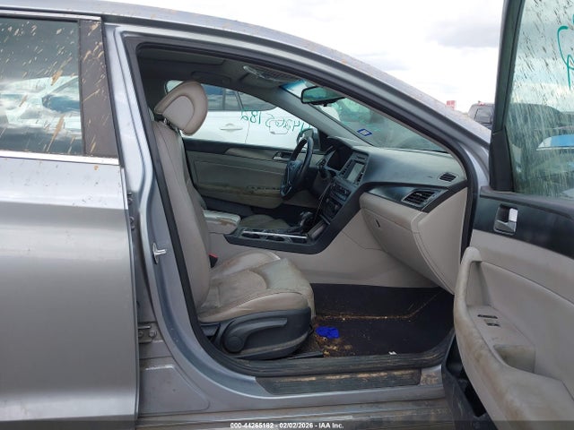 2017 HYUNDAI SONATA 5NPE34AF9HH572447 Photo 4