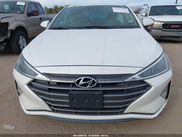 5NPD84LF7KH458352 Hyundai ELANTRA SEL