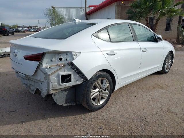 5NPD84LF7KH458352 Hyundai ELANTRA SEL