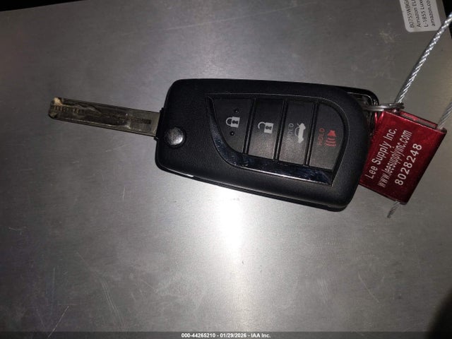 5YFB4MDE8SP321223 Toyota COROLLA LE
