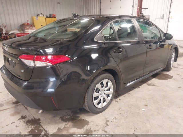 5YFB4MDE8SP321223 Toyota COROLLA LE
