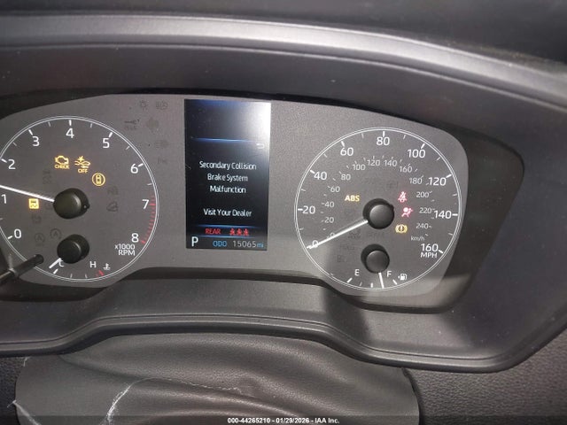 5YFB4MDE8SP321223 Toyota COROLLA LE