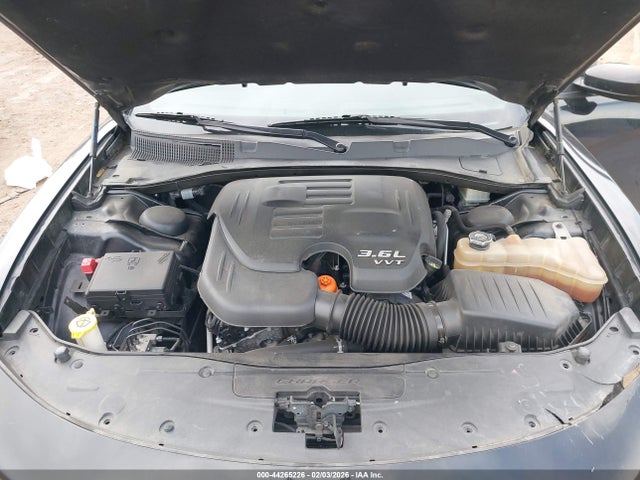 44265226 :رقم المزاد ، 2C3CDXBG1LH213323 vin ، 2020 Dodge Charger Sxt Rwd مزاد بيع