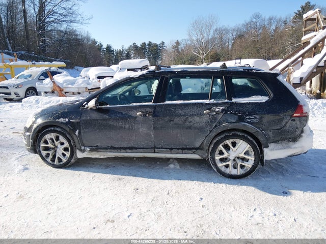 44265228 :رقم المزاد ، 3VWH17AUXHM519461 vin ، 2017 Volkswagen Golf Alltrack Tsi S/tsi Se/tsi Sel مزاد بيع
