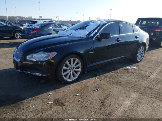 2011 JAGUAR XF SAJWA0GB1BLS02671 Photo 1