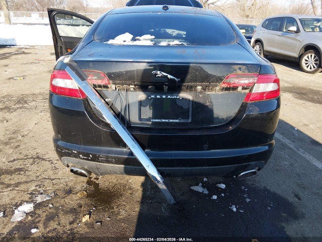 2011 JAGUAR XF SAJWA0GB1BLS02671 Photo 5
