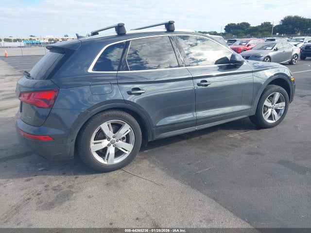 2019 AUDI Q5 WA1BNAFY8K2077116 Photo 3