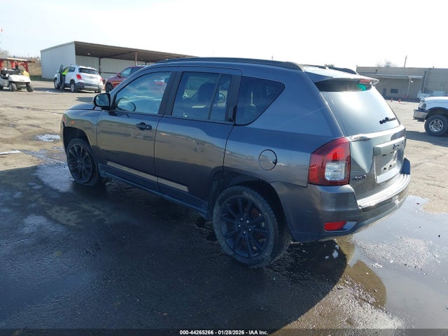 1C4NJDBB6FD427130 Jeep Compass Altitude Edition