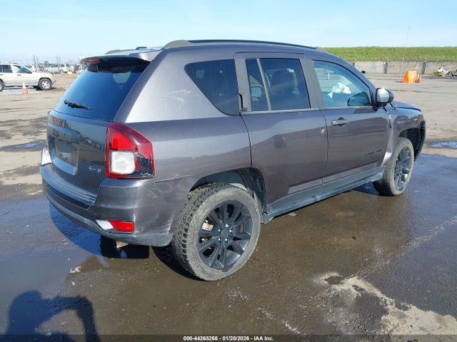 Jeep Compass Altitude Edition 2015 1C4NJDBB6FD427130 Image 4