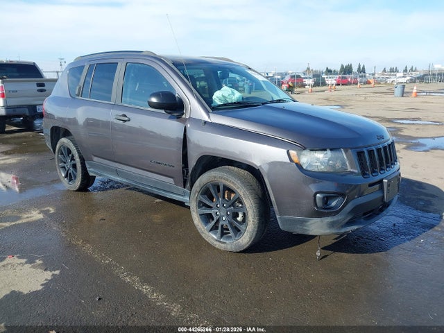 1C4NJDBB6FD427130 Jeep Compass Altitude Edition