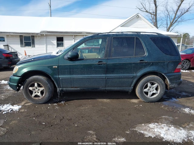 Aukcja sprzedaży 2000 Mercedes-benz Ml 320, vin: 4JGAB54E9YA157030, numer aukcji: 44265293