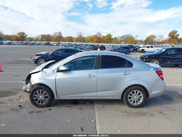 1G1JD5SH1H4105815 Chevrolet Sonic Lt Auto