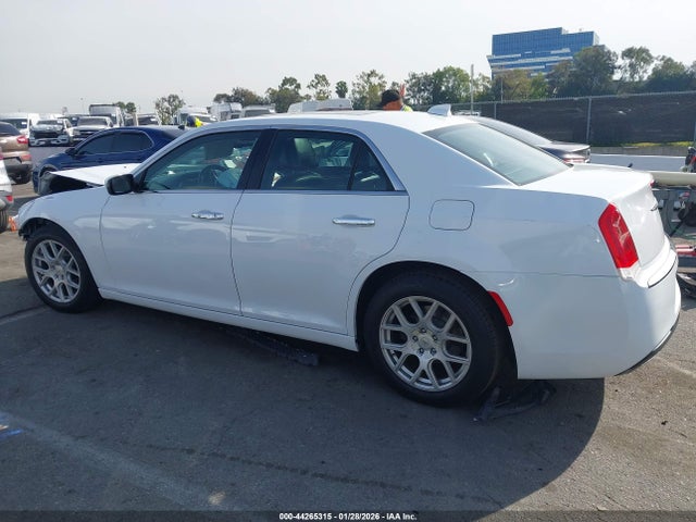 2C3CCAEG4HH564715 Chrysler 300C
