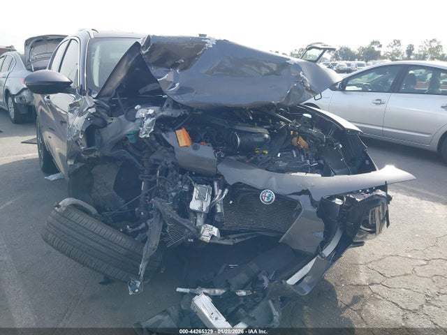 2019 ALFA ROMEO STELVIO ZASPAKAN3K7C32661 Photo 5