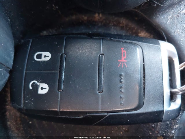 2020 RAM 2500 3C6UR5CJ6LG297047 Photo 10