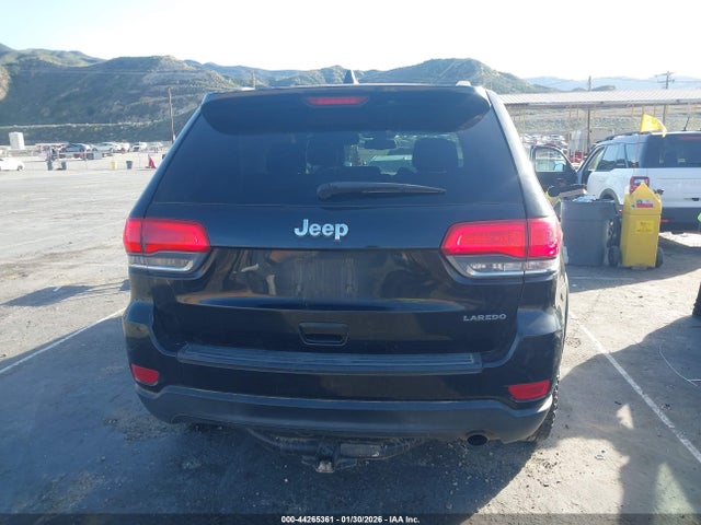 1C4RJEAG8EC460946 Jeep Grand Cherokee Laredo