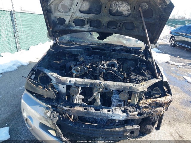 2004 Kia Sorento Ex/lx მანქანა იყიდება აუქციონზე, vin: KNDJC733045272325, აუქციონის ნომერი: 44265366