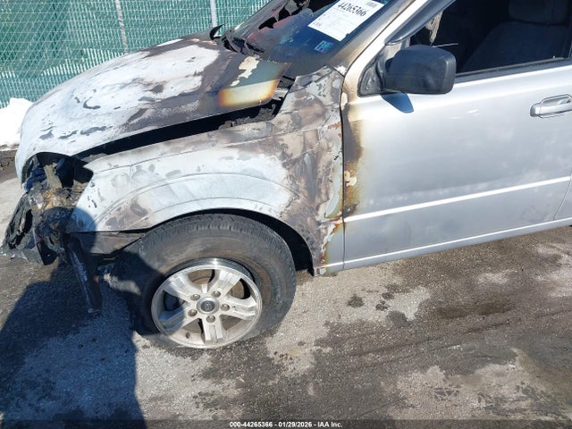 2004 Kia Sorento Ex/lx მანქანა იყიდება აუქციონზე, vin: KNDJC733045272325, აუქციონის ნომერი: 44265366
