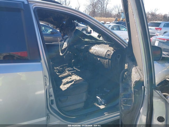 2004 Kia Sorento Ex/lx მანქანა იყიდება აუქციონზე, vin: KNDJC733045272325, აუქციონის ნომერი: 44265366
