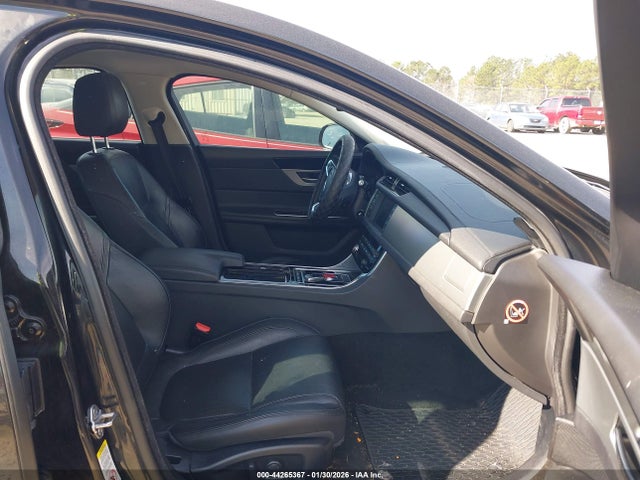 SAJBK4FN9JCY56539 Jaguar Xf 20d Prestige