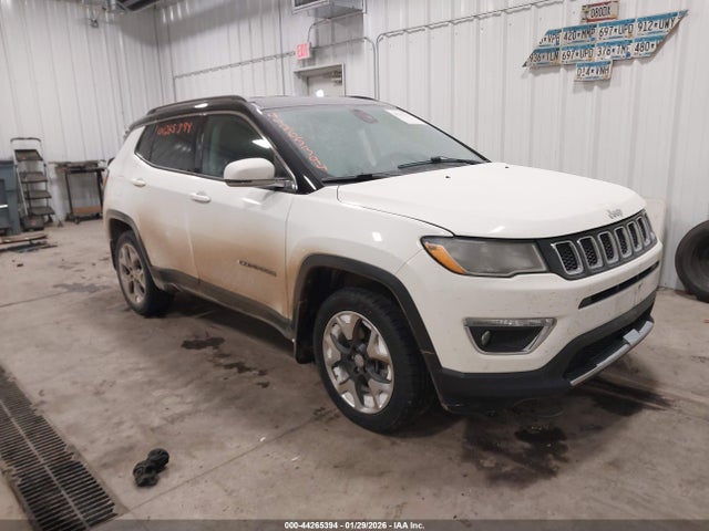 3C4NJDCBXJT365538 Jeep Compass Limited 4x4