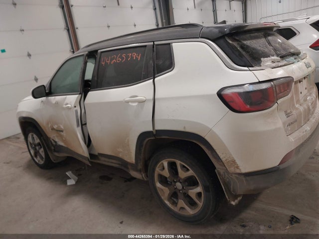 3C4NJDCBXJT365538 Jeep Compass Limited 4x4