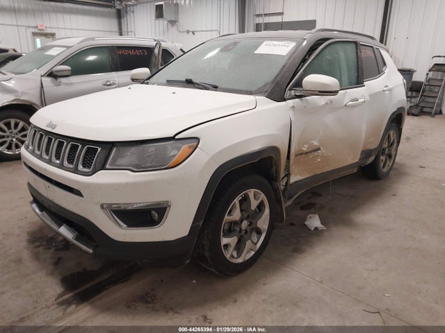 3C4NJDCBXJT365538 Jeep Compass Limited 4x4