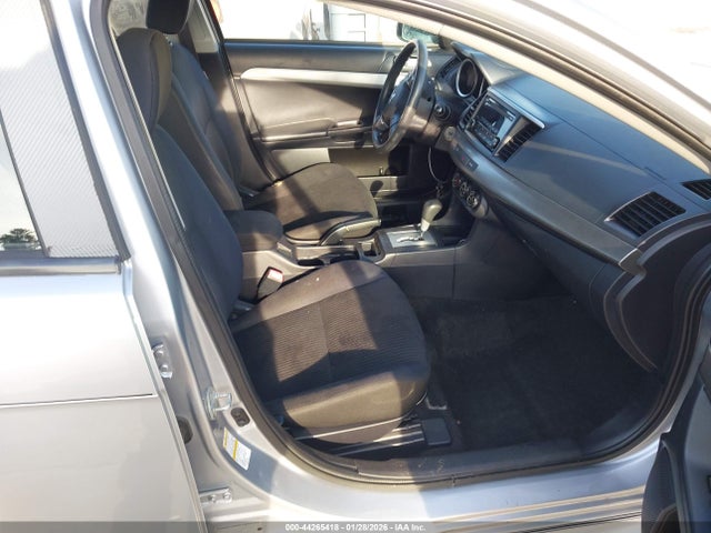 2015 MITSUBISHI LANCER JA32U2FU9FU014997 Photo 4