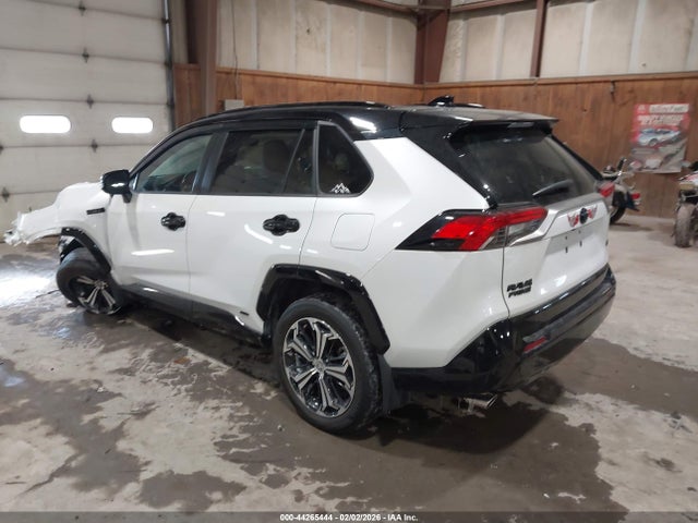 2024 TOYOTA RAV4 PRIME JTMEB3FV8RD204104 Photo 2