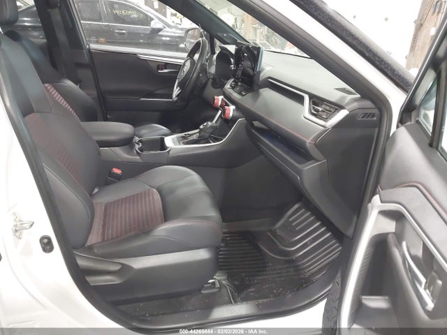 2024 TOYOTA RAV4 PRIME JTMEB3FV8RD204104 Photo 4