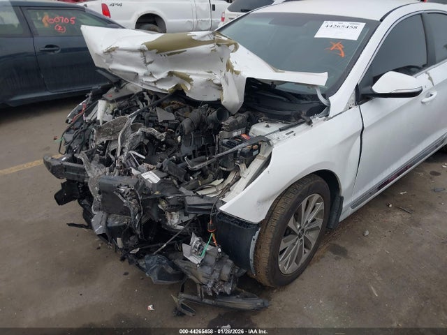 Продаж на аукціоні авто 2016 Hyundai Sonata Sport, vin: 5NPE34AF2GH415342, номер лоту: 44265458