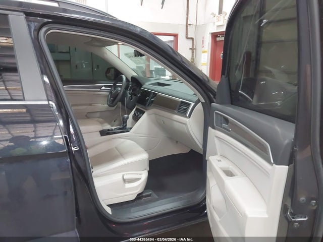 1V2LR2CA5LC503298 Volkswagen Atlas 3.6l V6 Se/3.6l V6 Se W/technology R-line