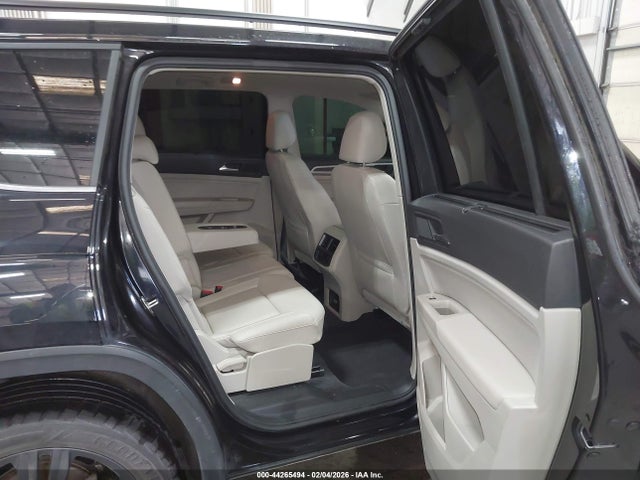 1V2LR2CA5LC503298 Volkswagen Atlas 3.6l V6 Se/3.6l V6 Se W/technology R-line
