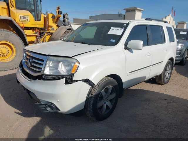 Honda Pilot Touring 2014 5FNYF4H97EB021139 Image 2